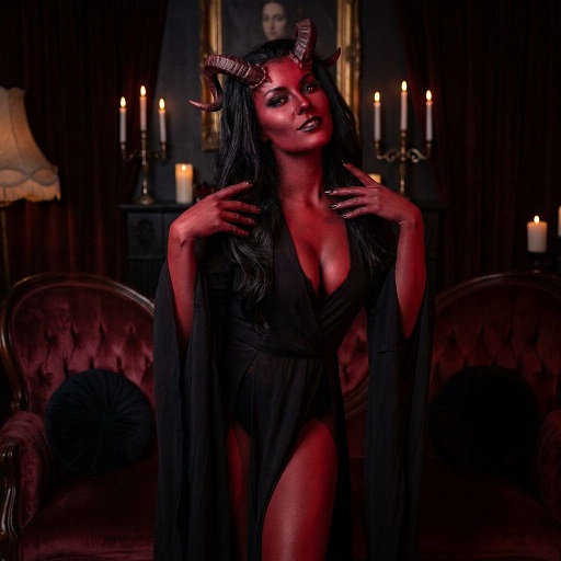 Succubus Spanking